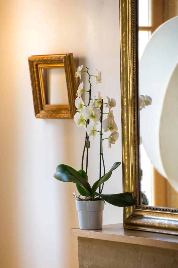 Suite Mana Ohana - Luxe Et Authenticite A 2 Pas De La Place Ducale Avec Parking Prive Charleville-Mézières 外观 照片
