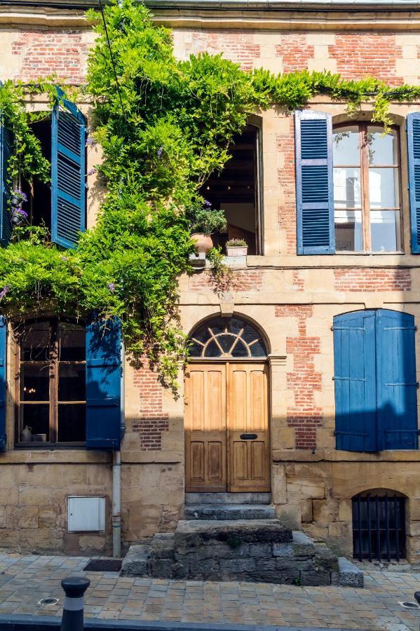 Suite Mana Ohana - Luxe Et Authenticite A 2 Pas De La Place Ducale Avec Parking Prive Charleville-Mézières 外观 照片